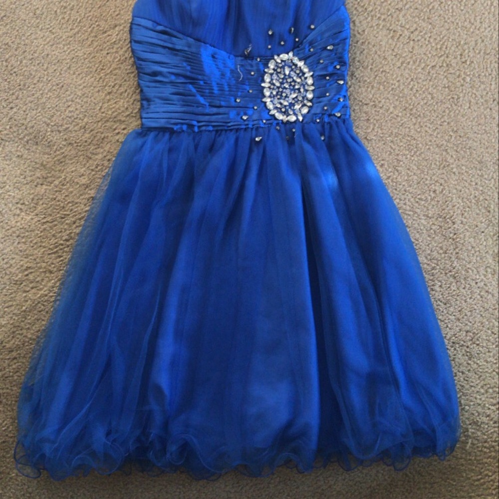BLUE HOMECOMING DRESS
